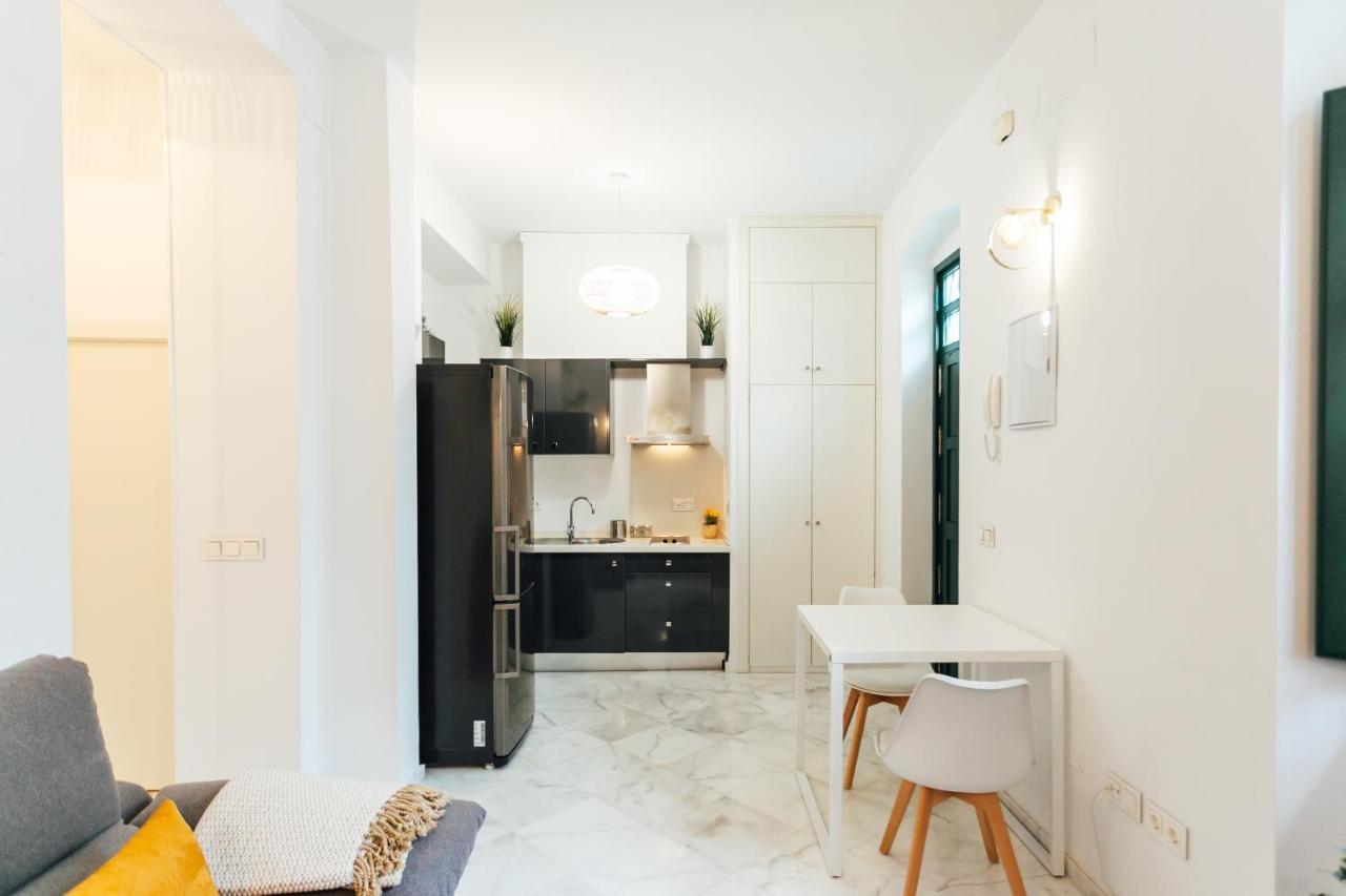 Modern And Wide- 1Bd 1Bth- Triana Apartamento Sevilha Exterior foto
